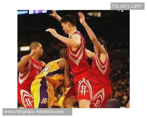 姚明职业生涯中带领球队获得的辉煌荣誉与成就回顾