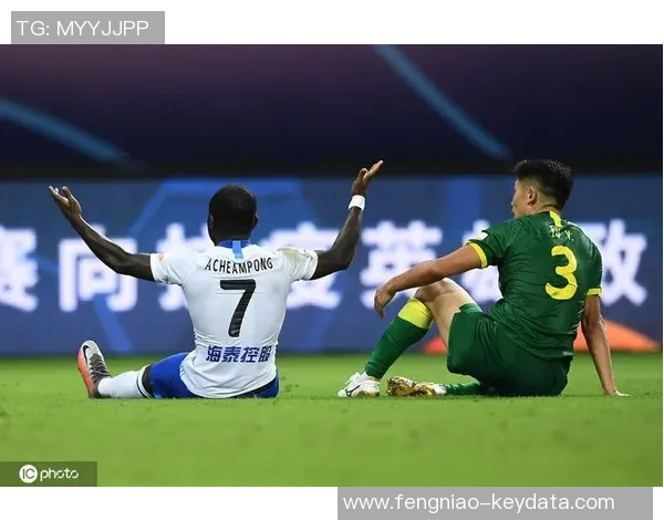 中超激战皇马险胜曼城乌龙球引发全场争议判罚热议